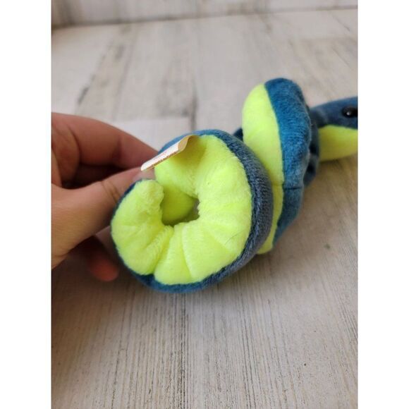 Original Beanie Baby 1997 hissy snake plush home decor - Picture 6 of 8